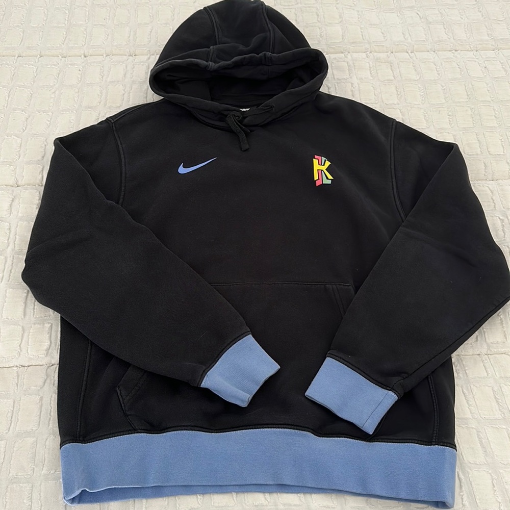 Nike Kyrie Irving SpongeBob Hoodie